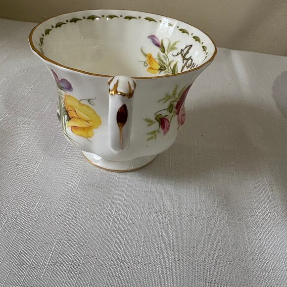 Royal Albert Sweet Pea Tea Cup, Saucer, and Small Plate - Picture 6 of 16